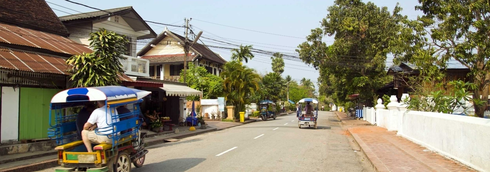 luang-prabang-tuk-tuk-laos-thailandtravel