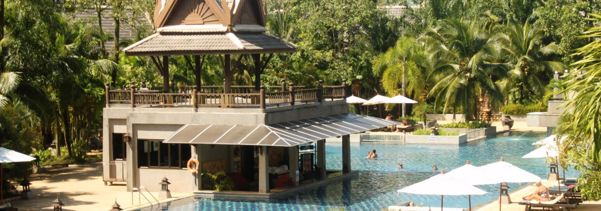 main-pool-mukdara-beach-villa-spa-resort-khao-lak