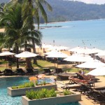 pool-beach-mukdara-beach-villa-spa-resort-khao-lak
