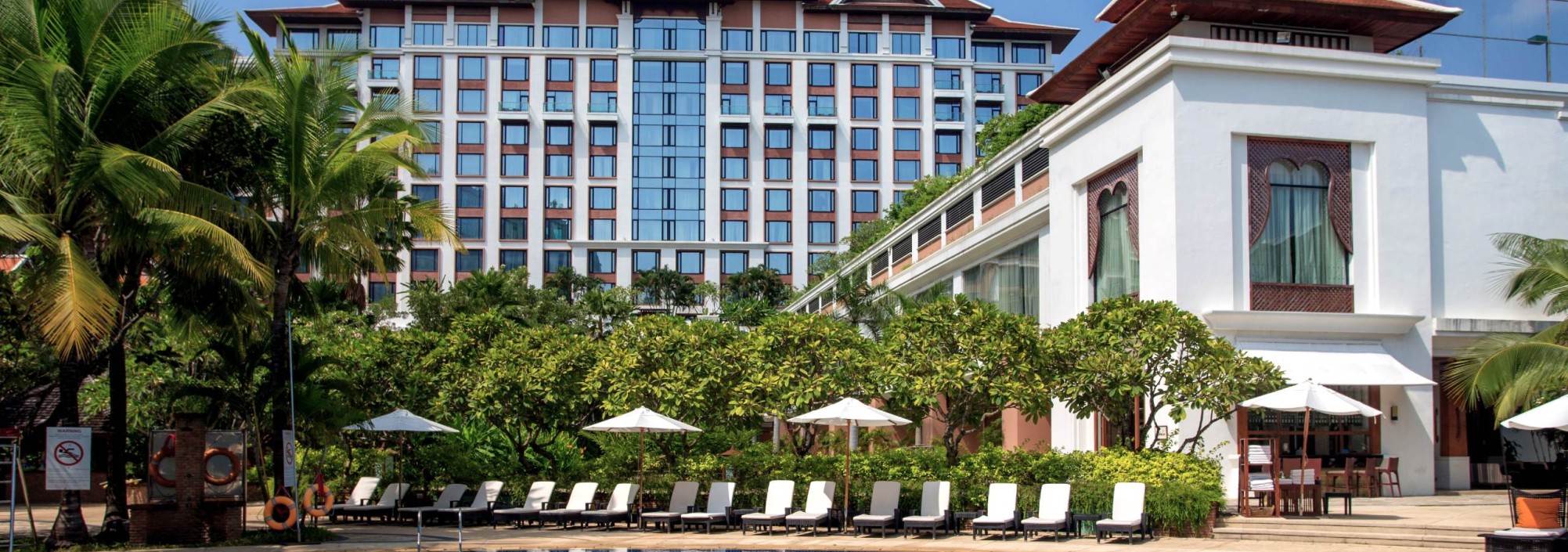 shangri-la-chiang-mai-pool-thailandtravel