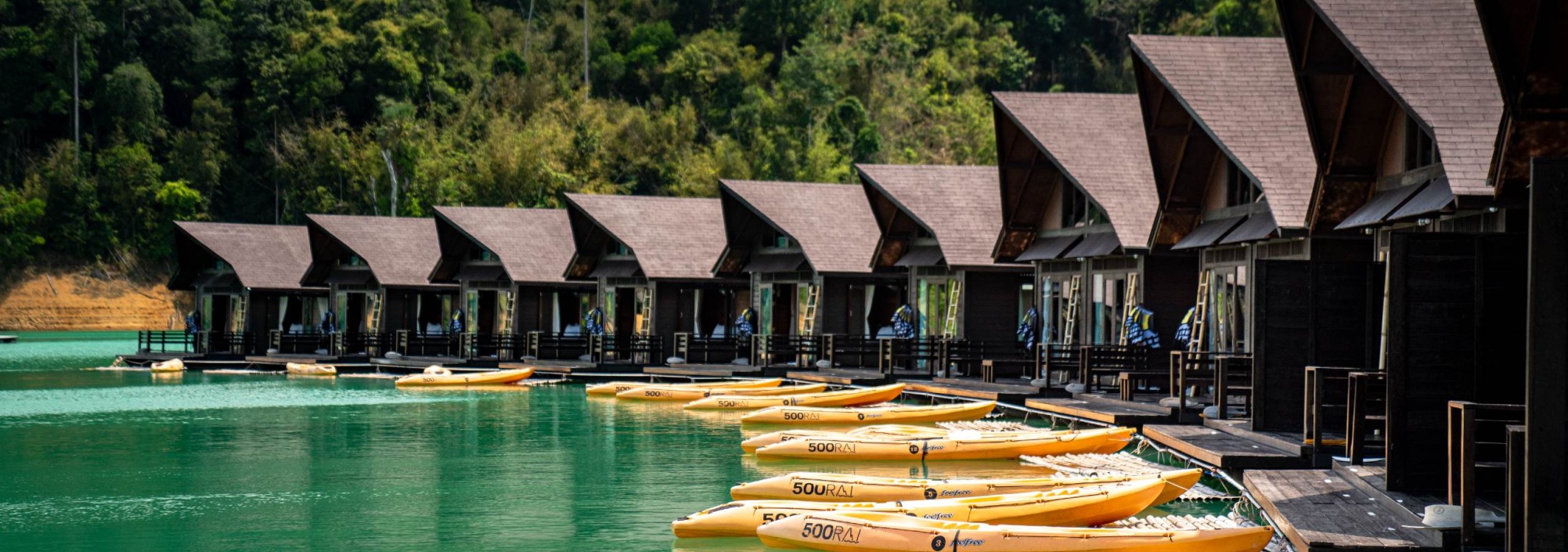 500rai-floating-resort-khao-sok-rafts-kajak-thailandtravel