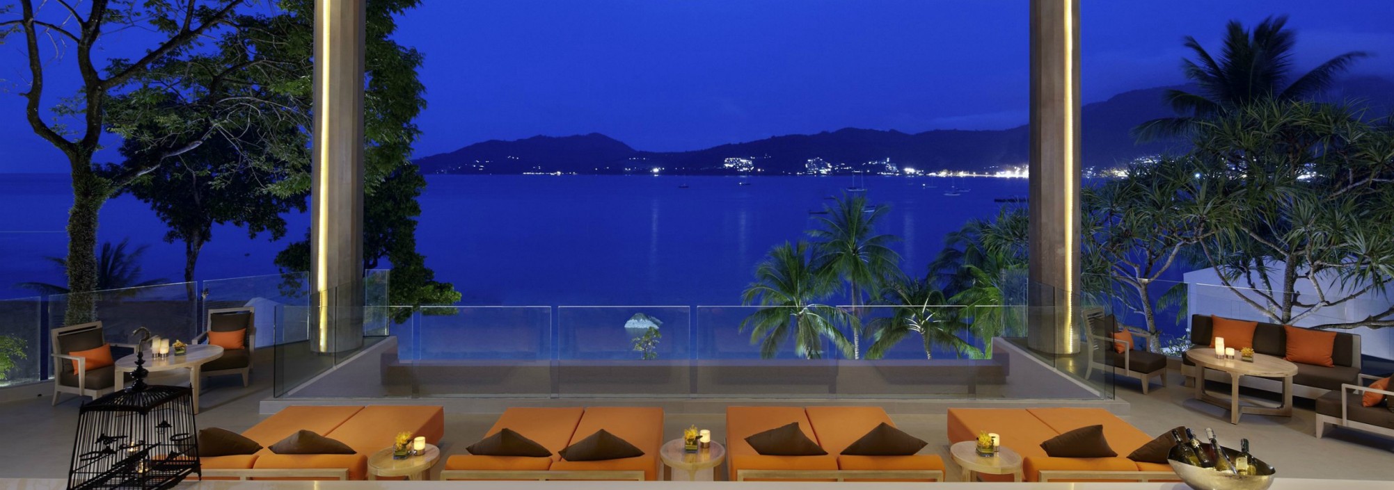 amari-phuket-lobby-bar-thailandtravel