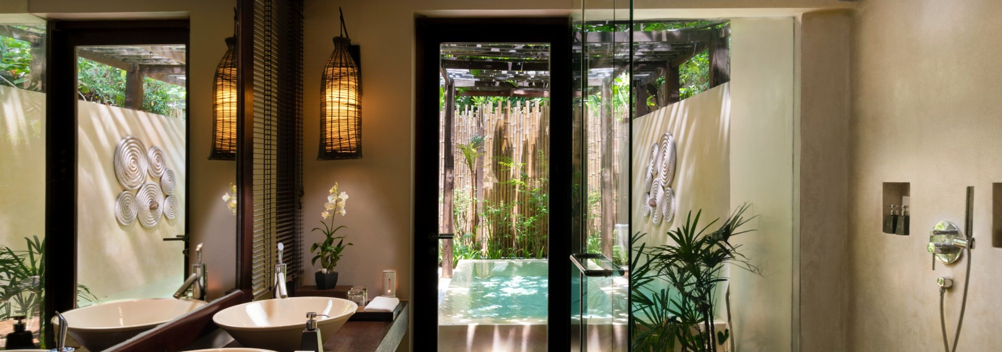 anantara-rasananda-kohphangan-garden-pool-suite-badkamer-thailandtravel