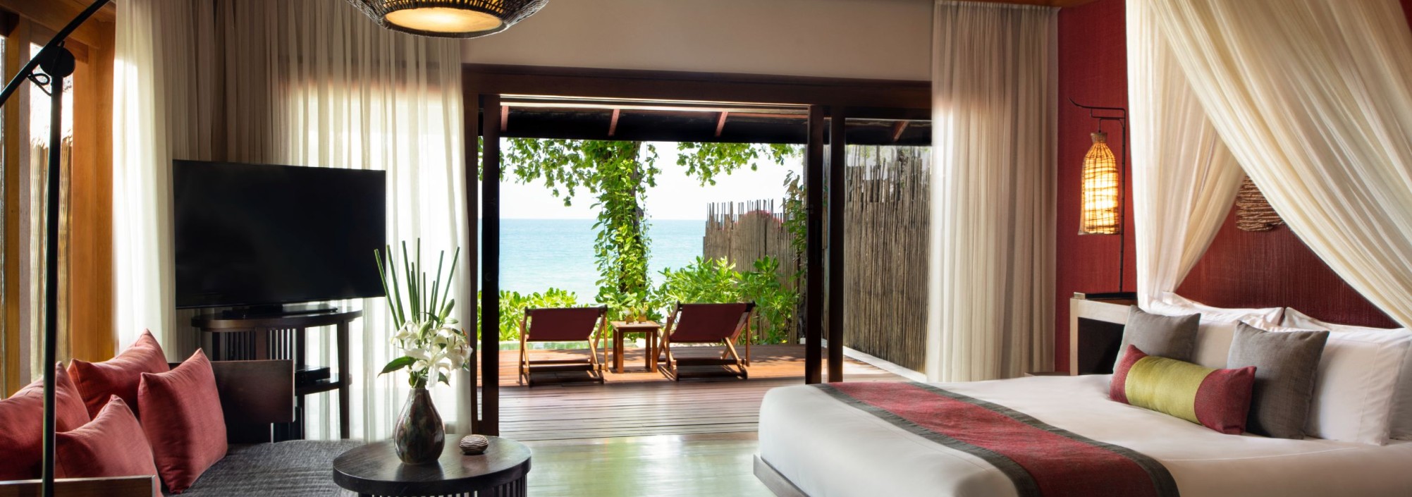 anantara-rasananda-kohphangan-ocean-pool-villa-slaapkamer-thailandtravel
