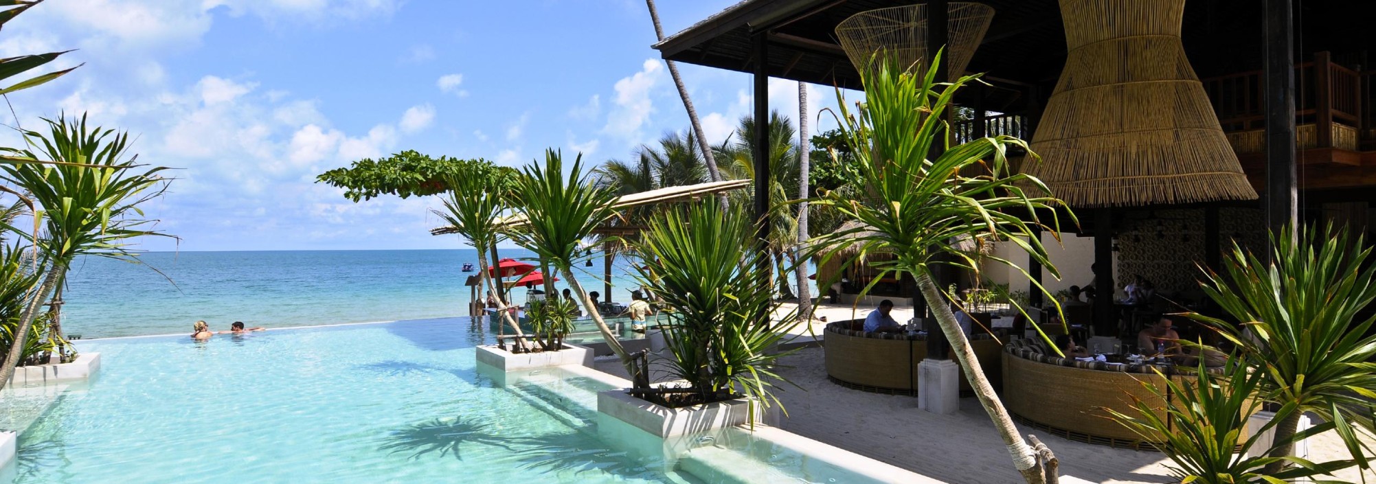 anantara-rasananda-kohphangan-zwembad-poolbar-thailandtravel