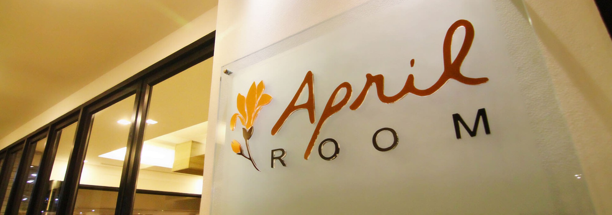 april-room-areca-lodge-pattaya-thailandtravel