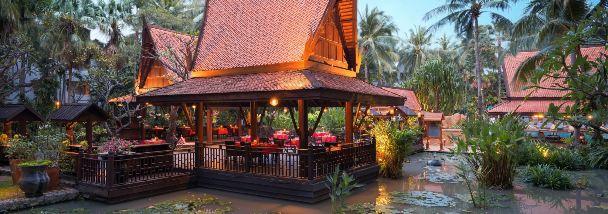 avani-pattaya-resort-dining-thailandtravel