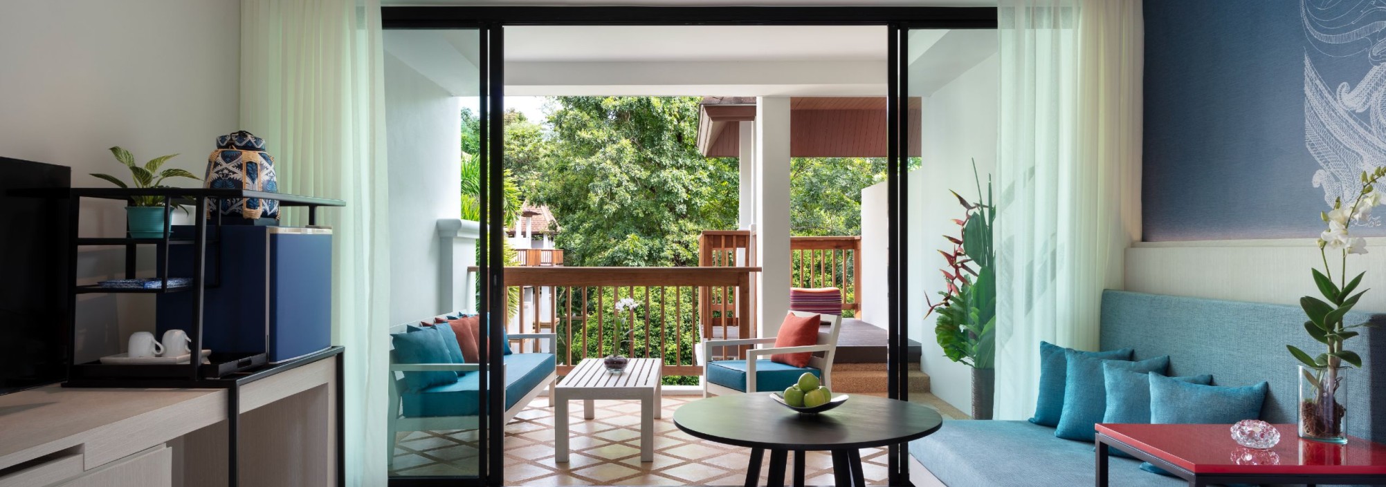 avani-plus-koh-lanta-krabi-resort-guest-room-avani-pool-view-room-bedroom-balcony-view-thailandtravel