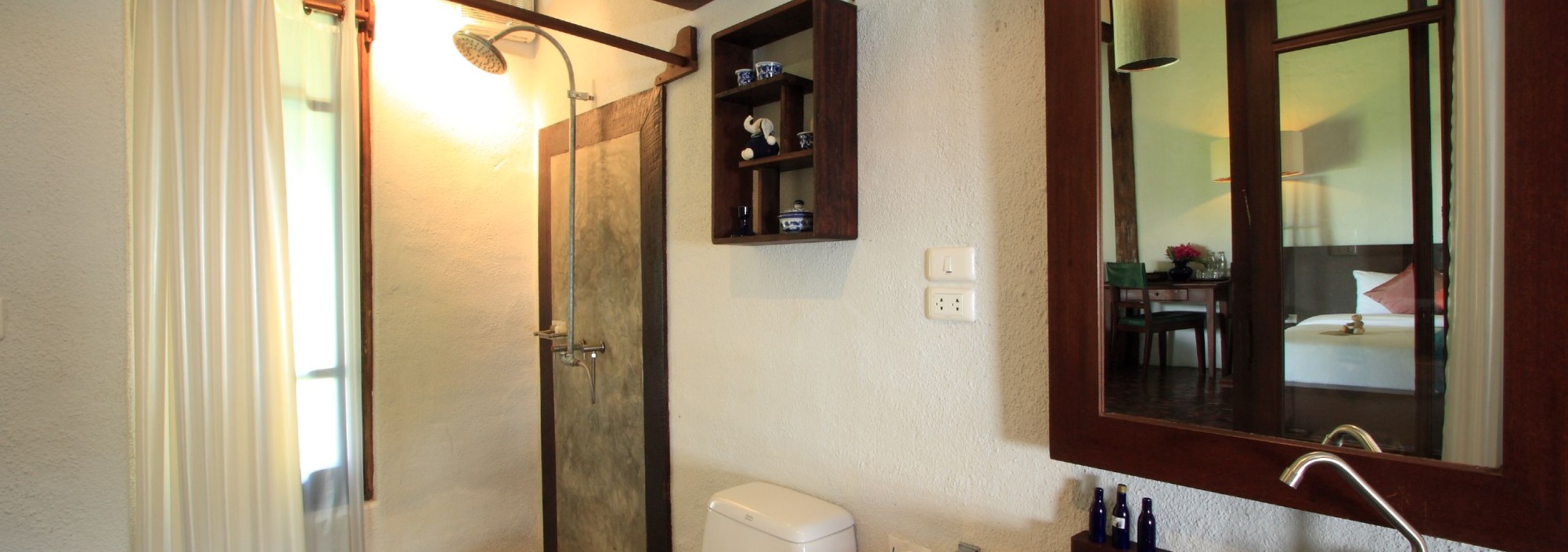 badkamer-deluxe-kamer-banthai-village-chiang-mai-thailandtravel