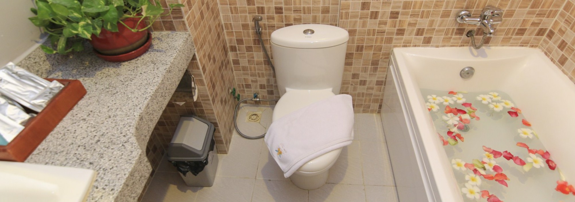 badkamer-river-home-boutique-hotel-phnom-penh