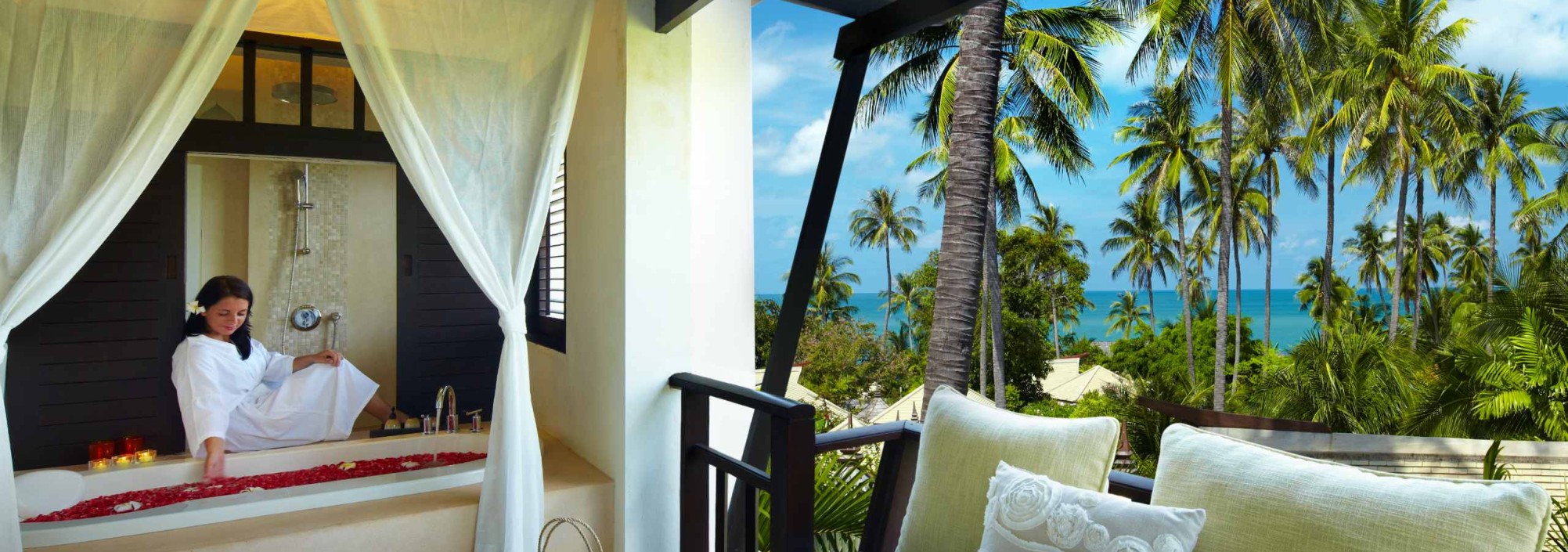 balkon-jacuzzi-grand-deluxe-melati-beach-samui-thailandtravel