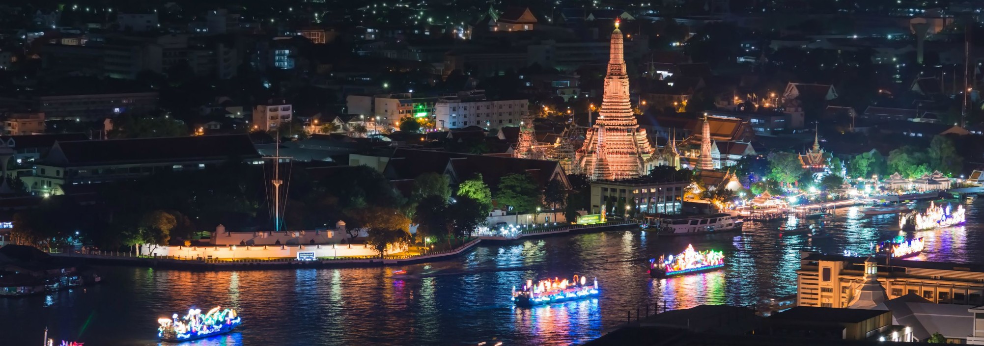 bangkok-chaophraya-rivier-watarun-thailandtravel