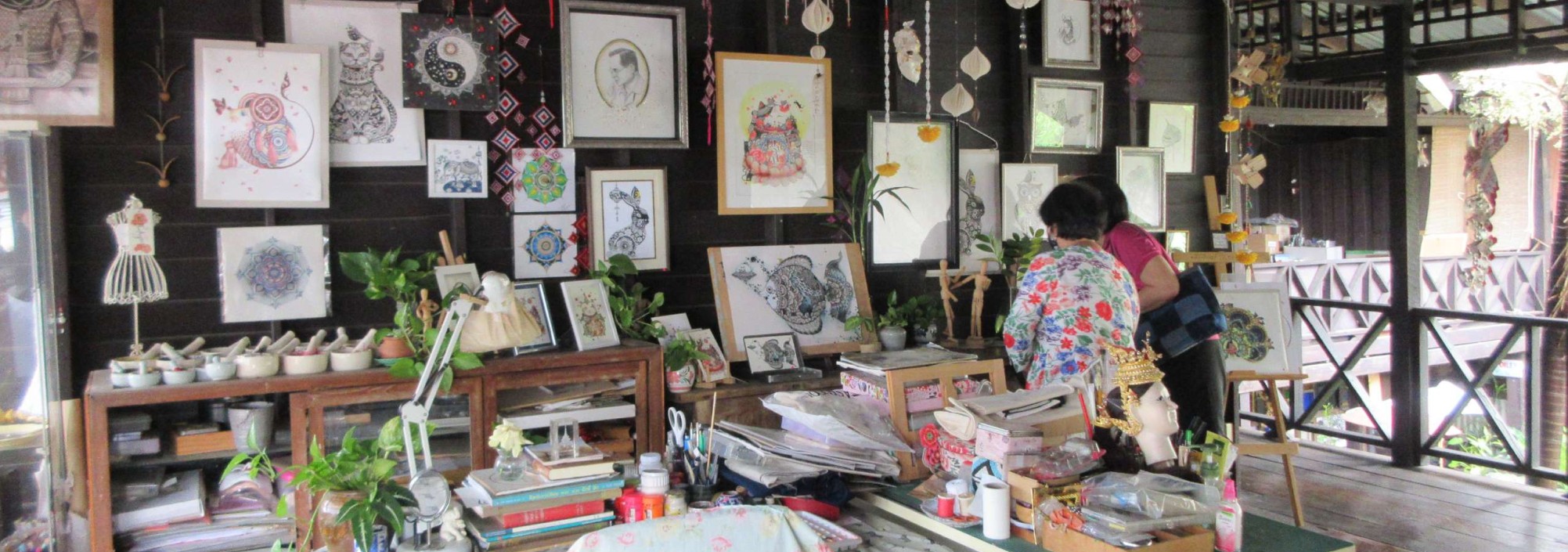 bangkok-thoburi-artists-house-thailandtravel