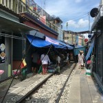 bangkok-treinmarrkt-railwaymarkt-thailandtravel
