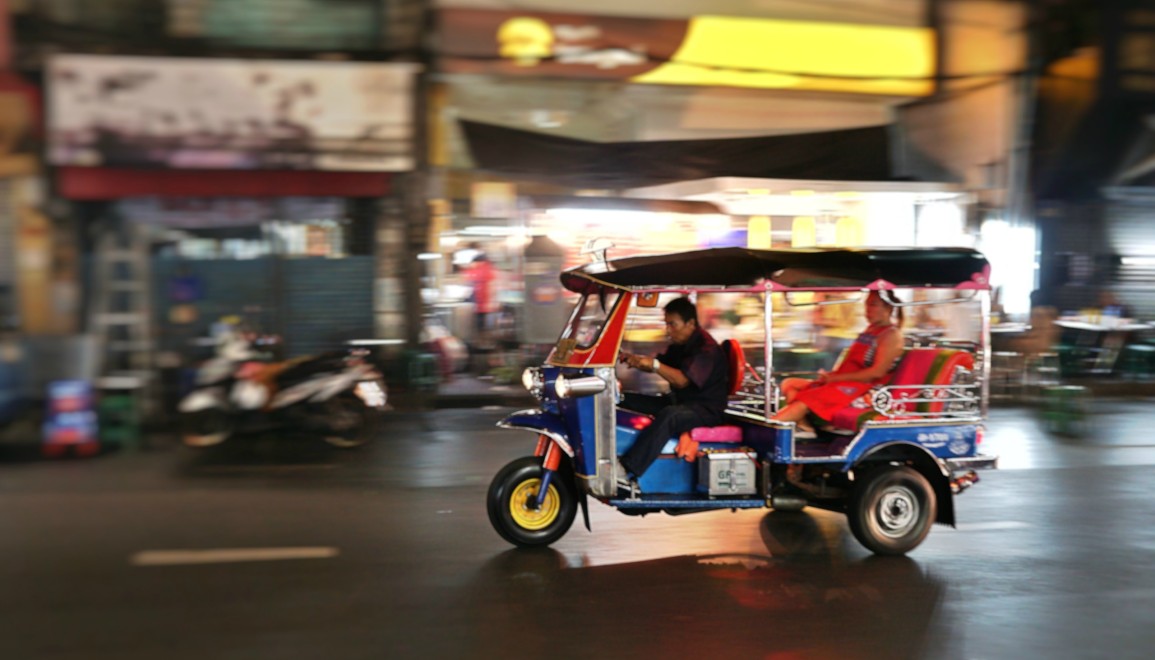 bangkok-tuk-tuk-chinatown-thailandtravel