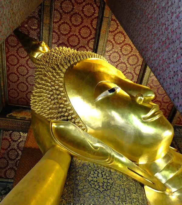 bangkok-wat-pho-reclining-buddha-thailandtravel