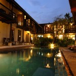 banthai-village-chiang-mai-avond-pool-thailandtravel