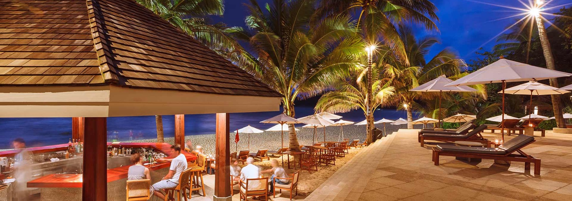 beach-bar-the-surin-phuket