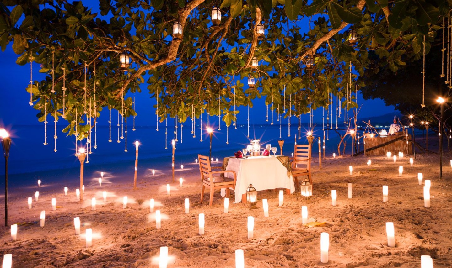 beach-the-sarojin-khao-lak-1