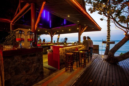 beachbar-long-bay-resort-koh-phangan-thailandtravel