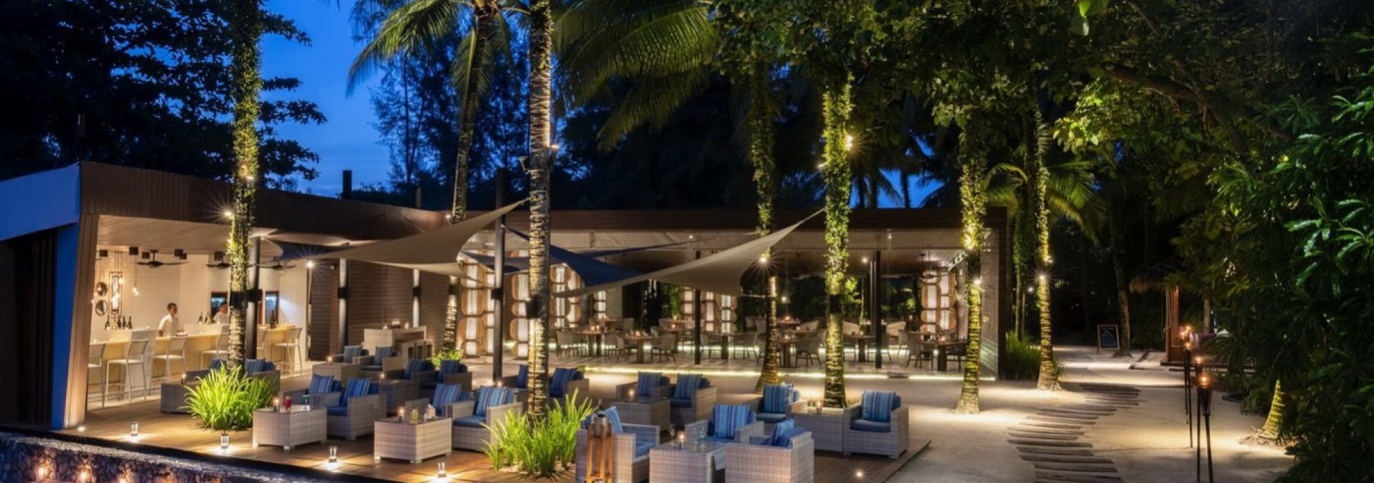 beachbar-the-sarojin-khao-lak