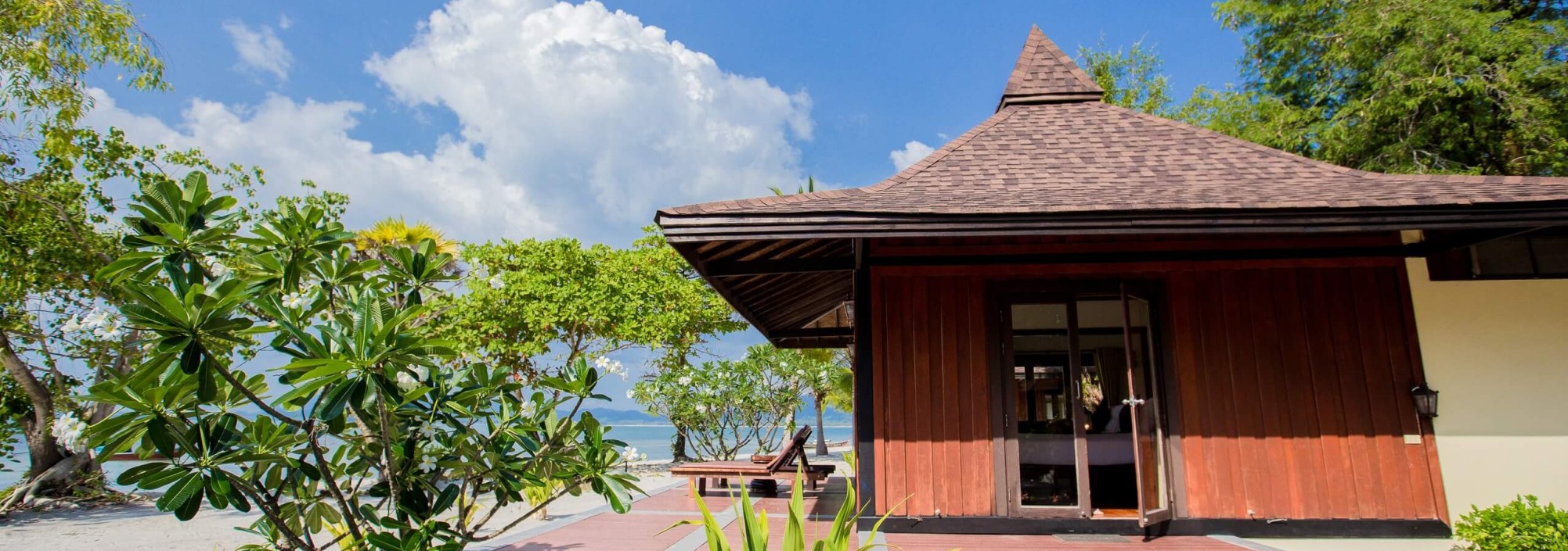 beachfront-villa-sivalai-beach-resort-thailandtravel