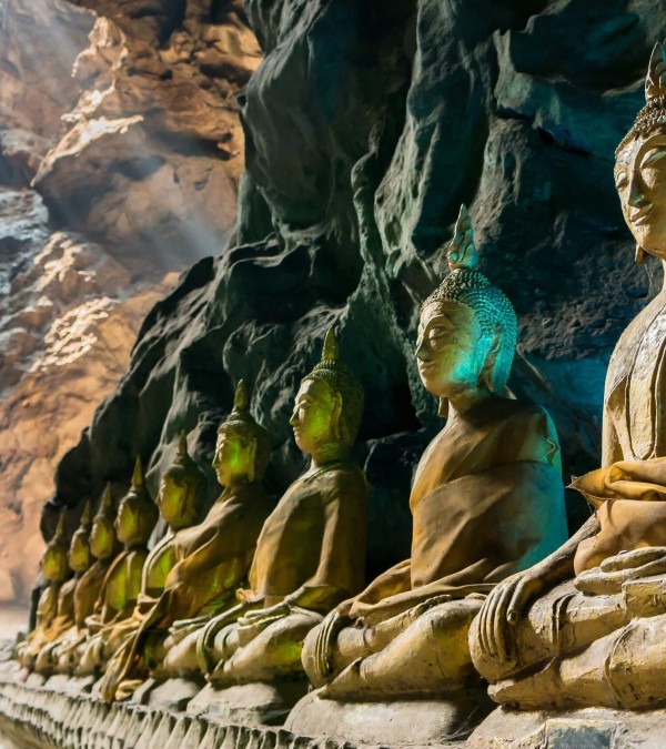 buddha-statues-the-khao-luang-cave-phetchaburi-thailandtravel