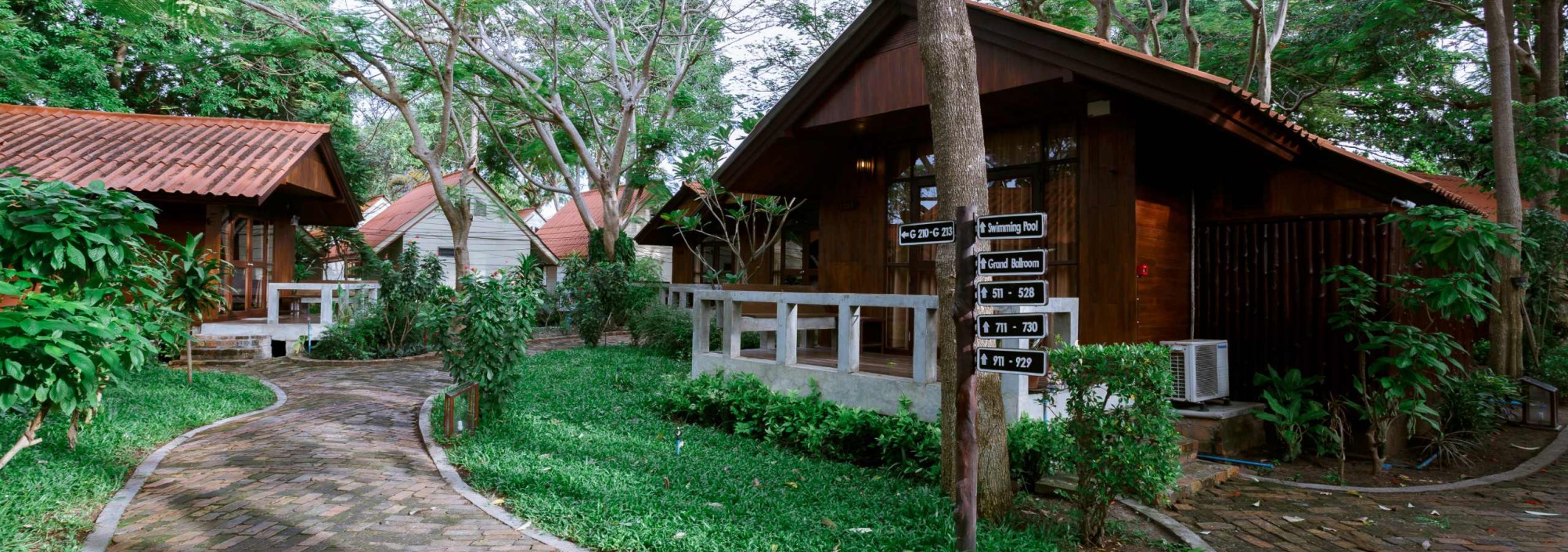 bundhaya-resort-koh-lipe-garden-triple-bungalow-thailandtravel