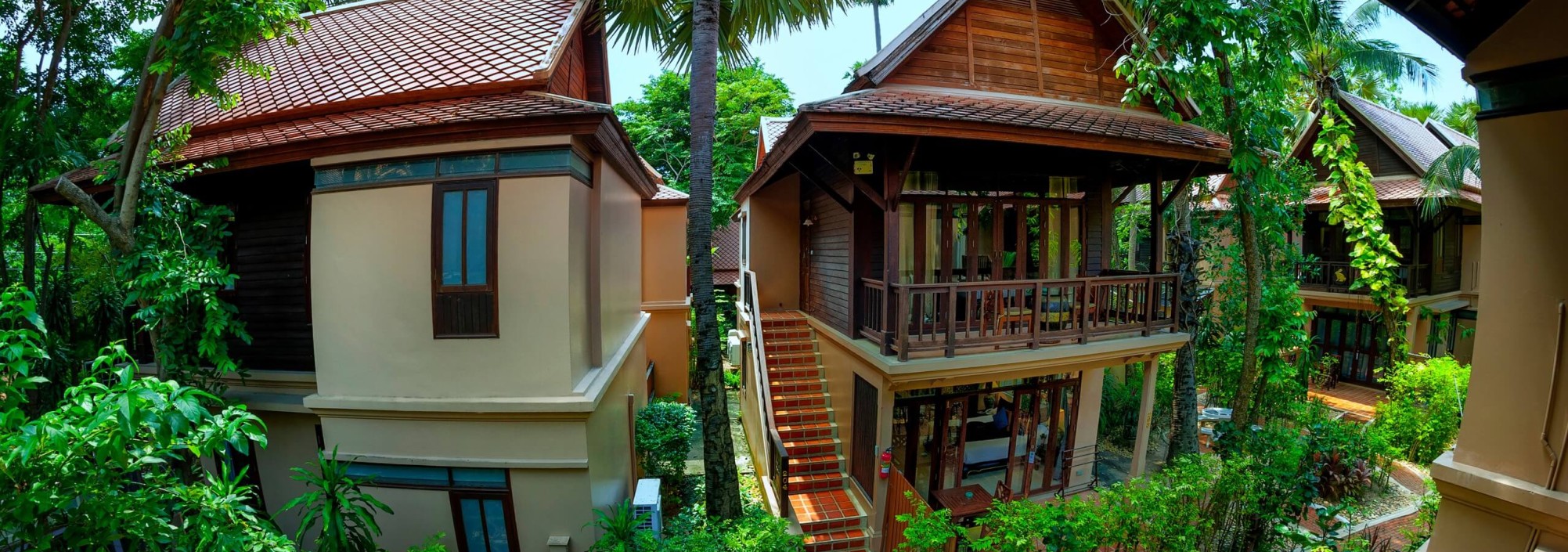 bungalows-rabbit-resort-pattaya-thailand-travel