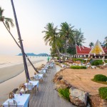 by-the-sea-restaurant-and-bar-santhiya-koh-chang-thailandtravel