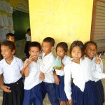 cambodja-kinderen-school-uniform-thailandtravel