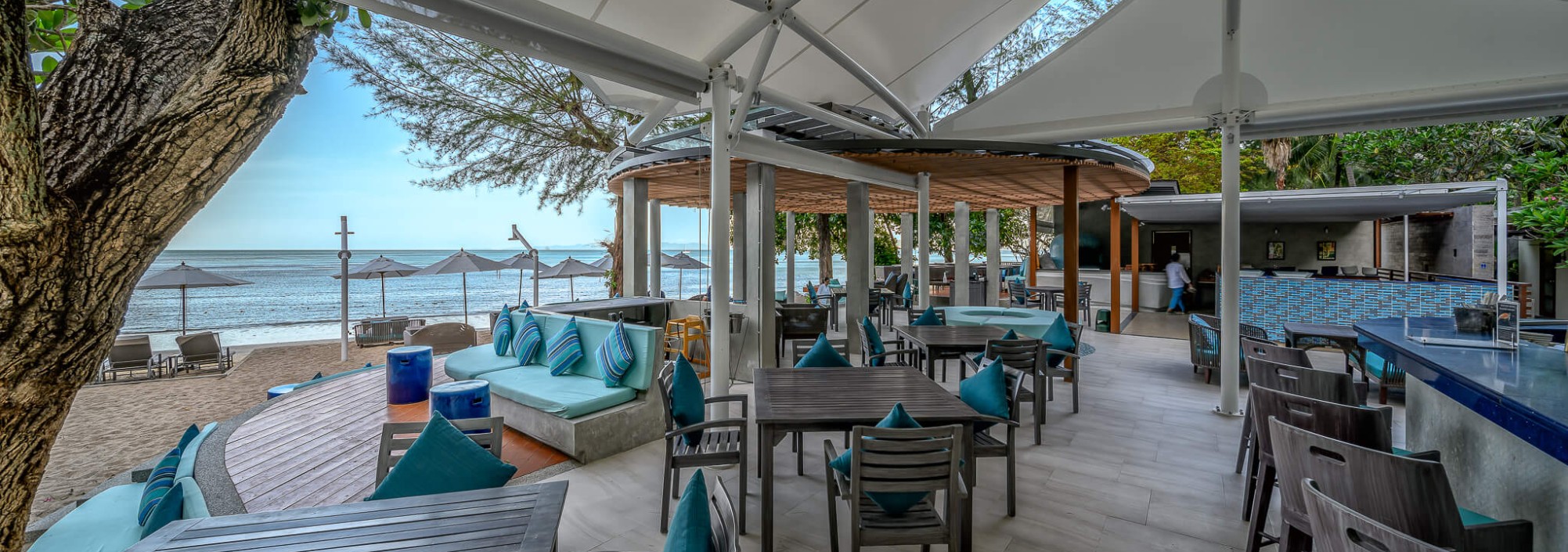 centara-grand-beach-resort-krabi-coast-beach-club-and-bistro-strand-thailandtravel