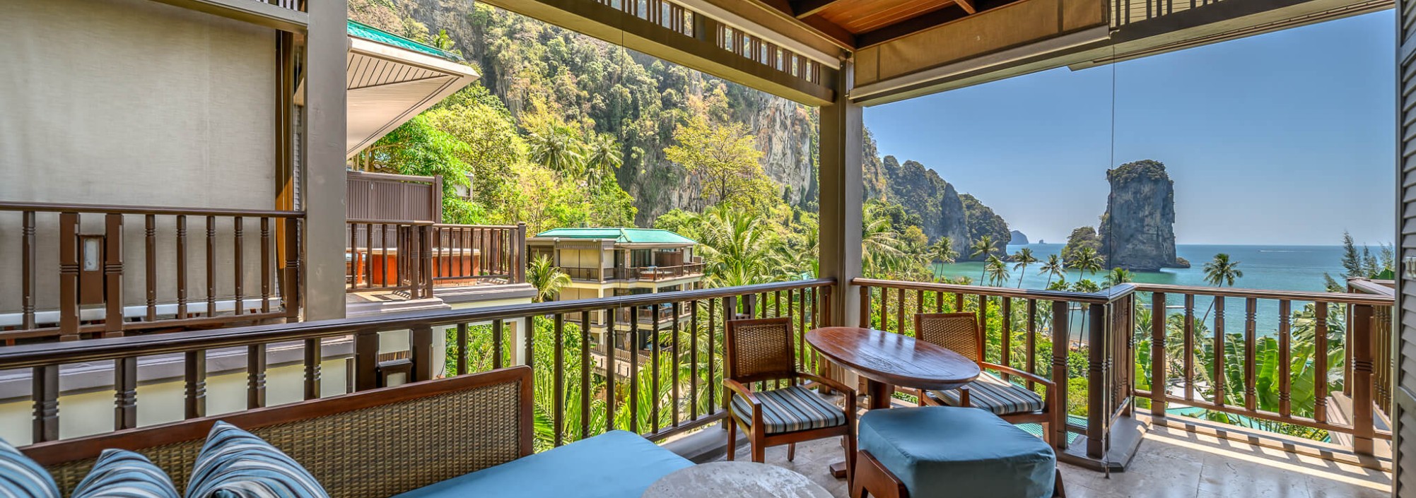 centara-grand-beach-resort-krabi-premium-deluxe-ocean-facing-terras-thailandtravel
