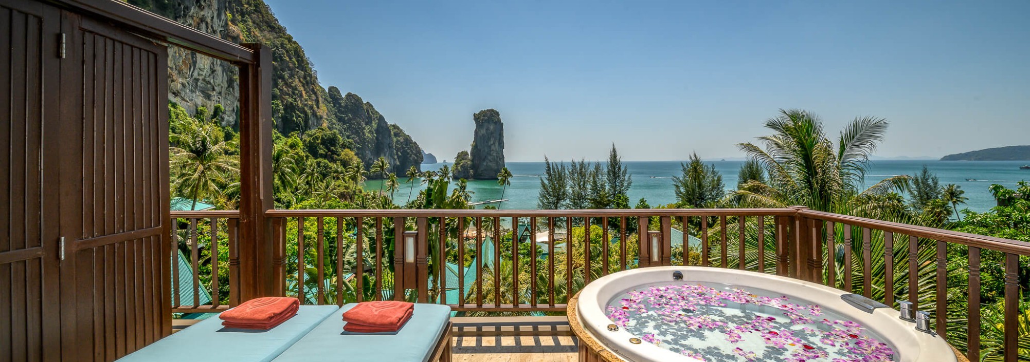 centara-grand-beach-resort-krabi-spa-deluxe-ocean-facing-terras-thailandtravel
