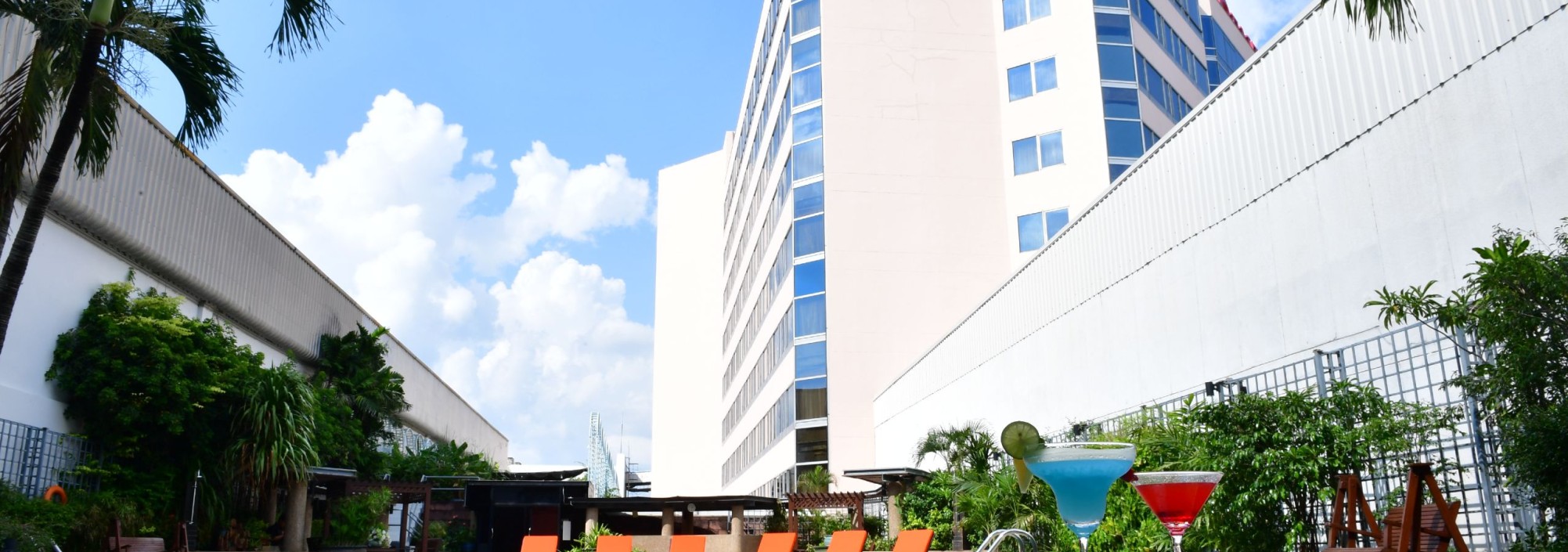 centara-hotel-udon-thani-zwembad-thailandtravel
