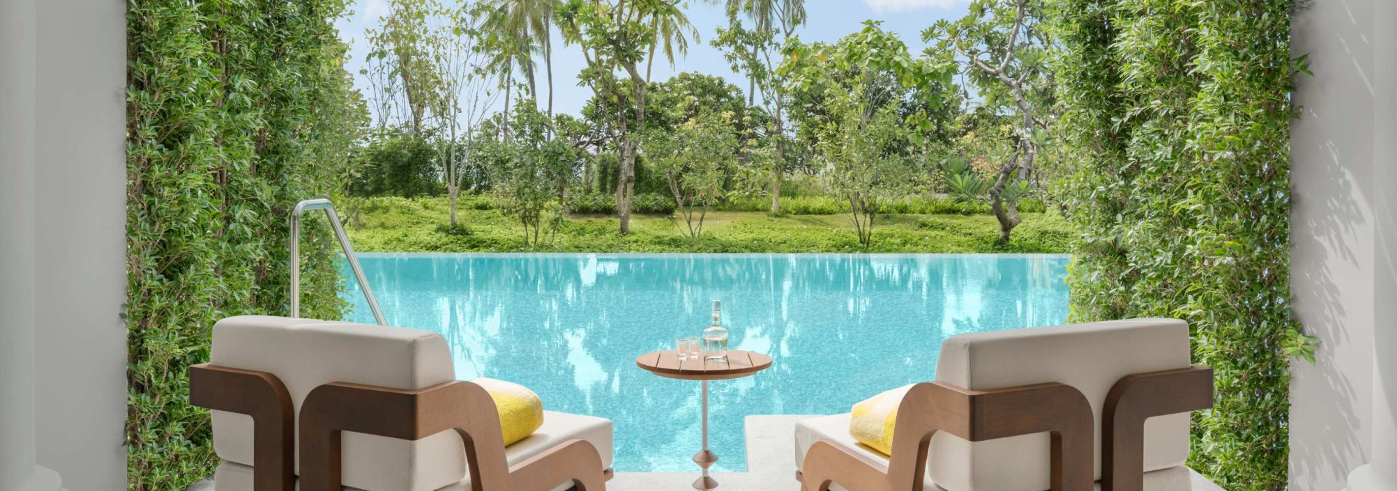 centara-reserve-samui-deluxe-pool-access-balcony-thailandtravel