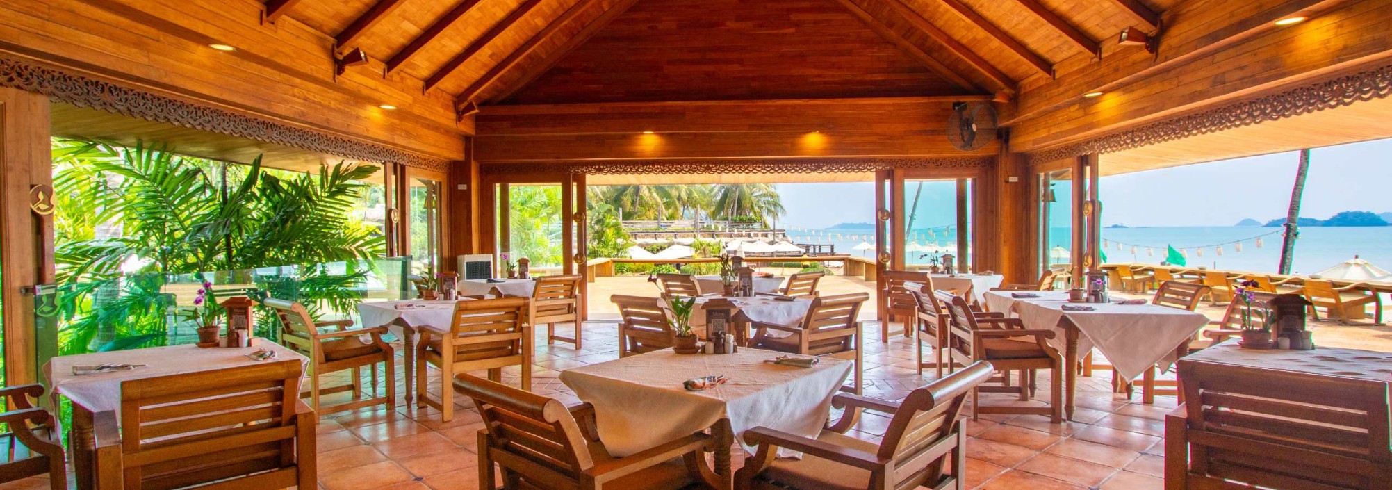chantara-restaurant-santhiya-koh-chang-thailandtravel