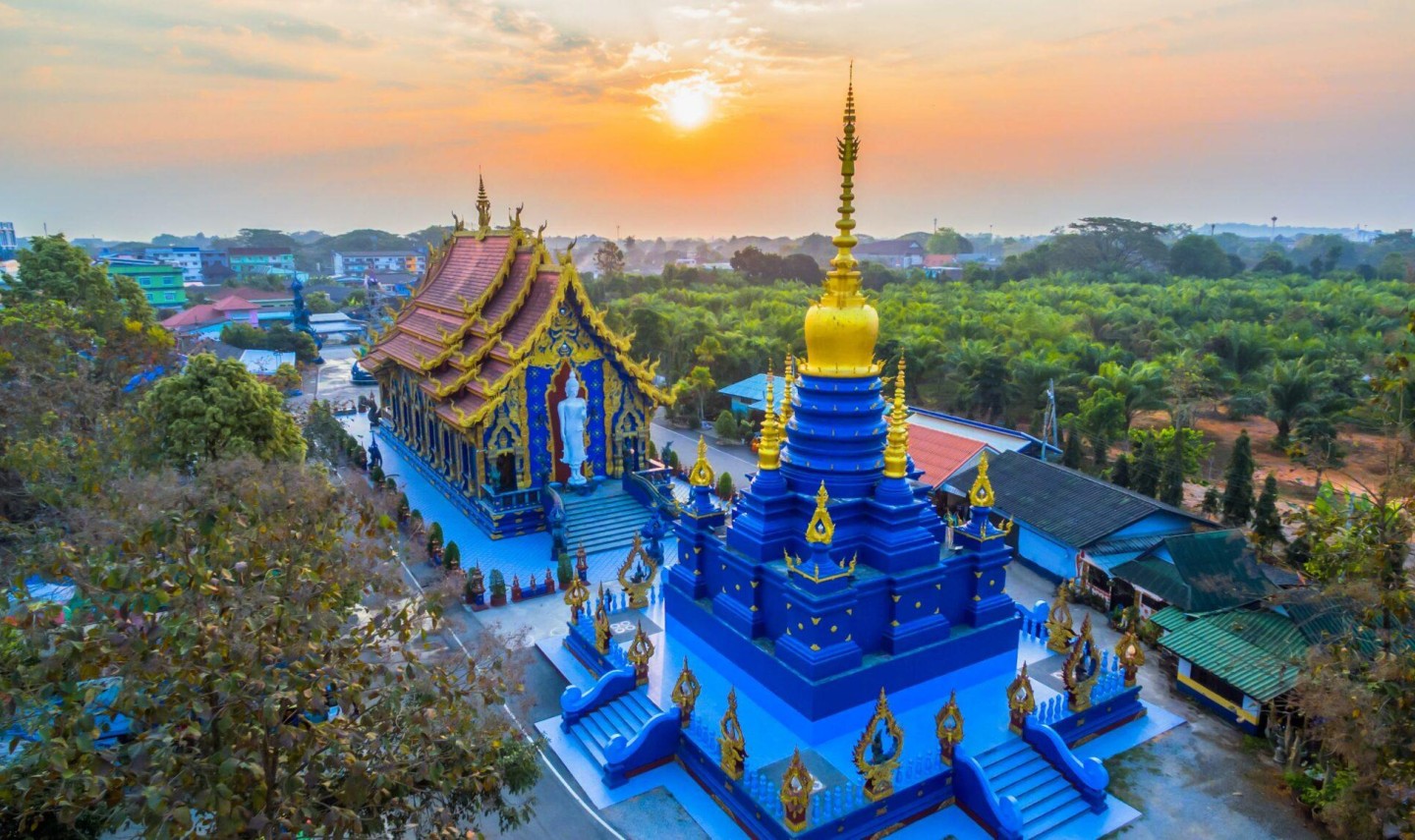 chiang-rai-blue-temple-thailandtravel