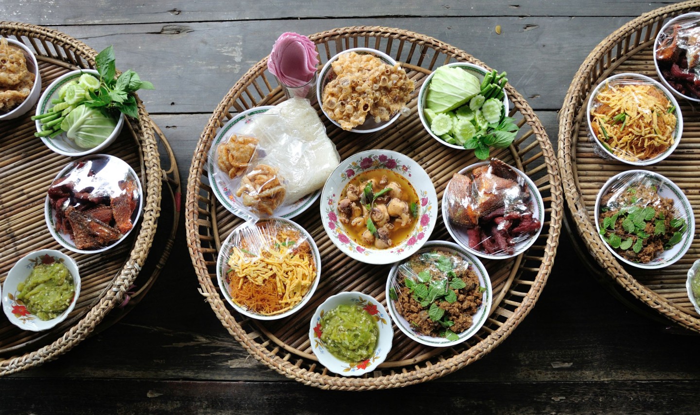 chiangmai-khantoke-diner-eten-thailandtravel
