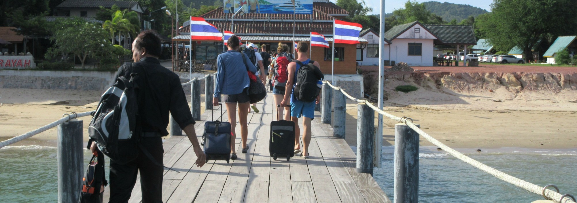 chumpon-ferry-pier-thailandtravel