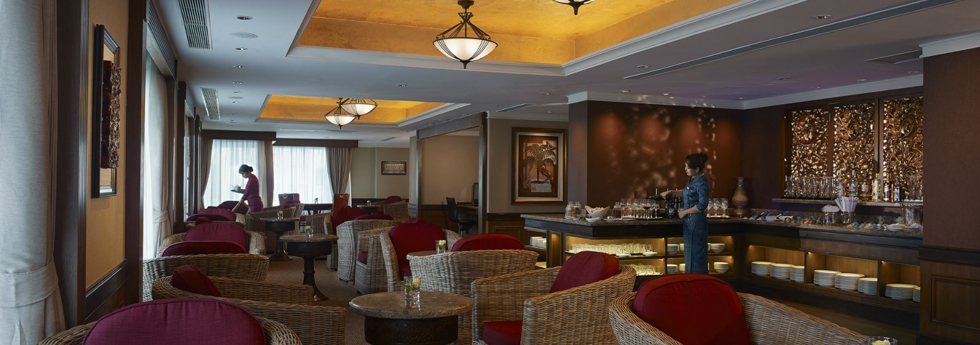 club-lounge-sule-shangrila-yangon-myanmar
