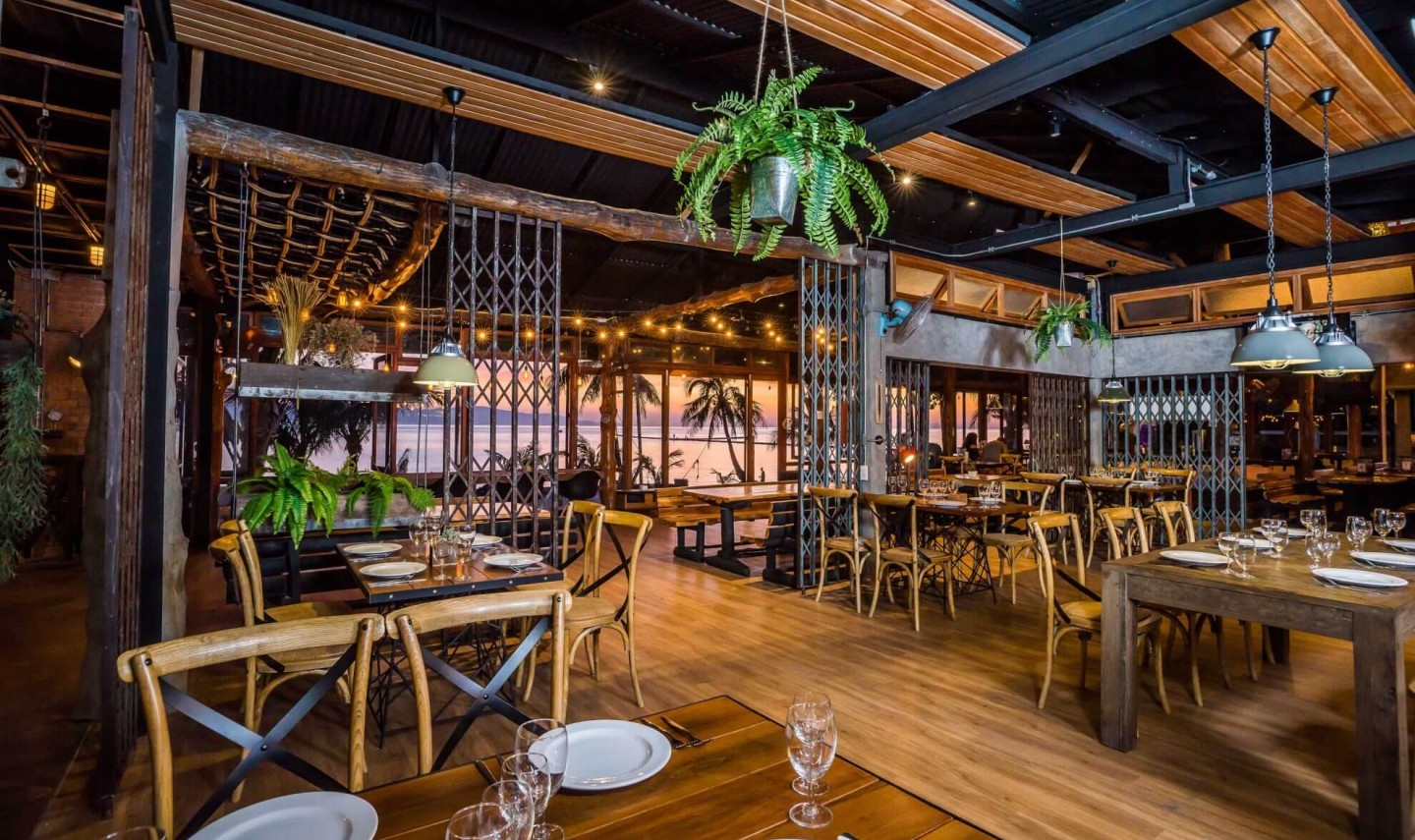 cocohut-beach-resort-restaurant-koh-phangan-thailandtravel-1