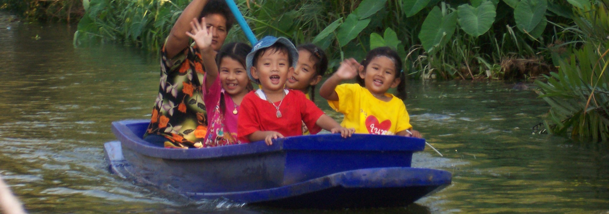 covankessel-bootje-kinderen-lcoals-classical-fietsen-thailandtravel