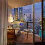 deluxe-balcony-premier-room-mandarin-oriental-bangkok-thailandtravel