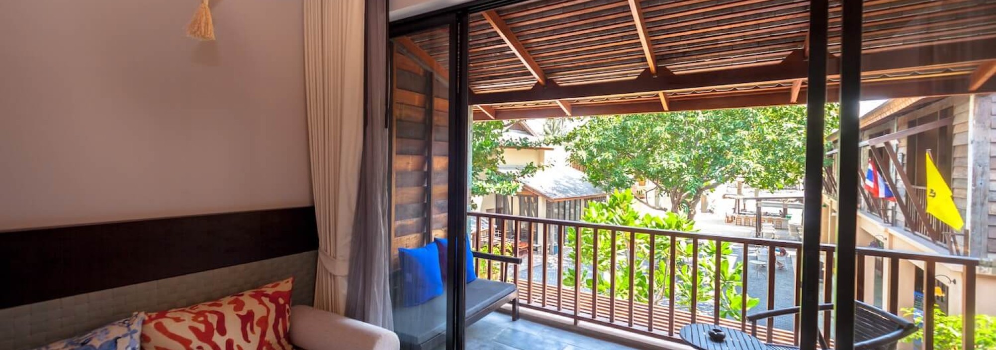 deluxe-buri-rasa-village-phangan-thailandtravel-1