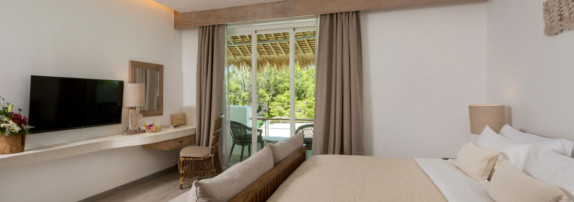 deluxe-eden-beach-khao-lak-thailandtravel