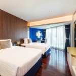 deluxe-room-a-one-the-royal-cruise-hotel-thailandtravel-1