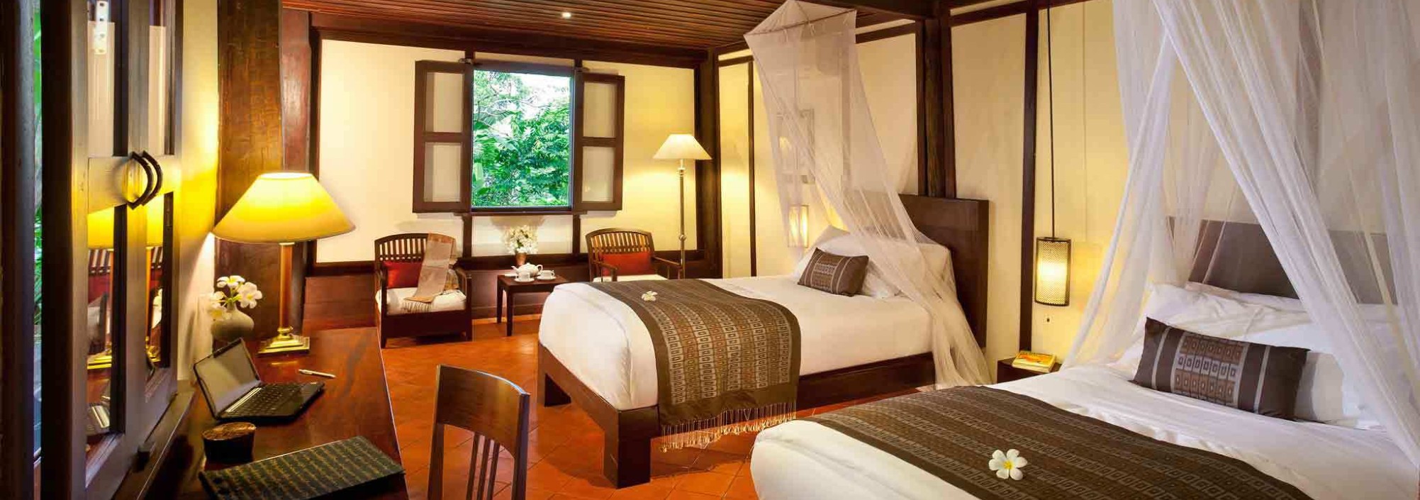 deluxe-twin-3-nagas-thailandtravel