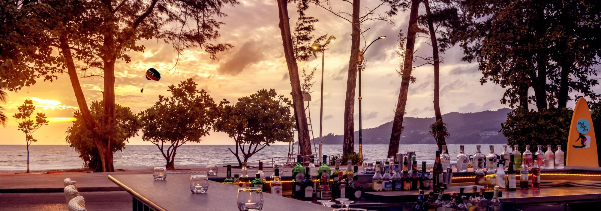 double-tree-phuket-banthai-resort-bar-zee-zonsondergang-thailandtravel