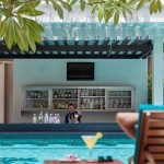 double-tree-phuket-banthai-resort-zwembad-ligbed-thailandtravel